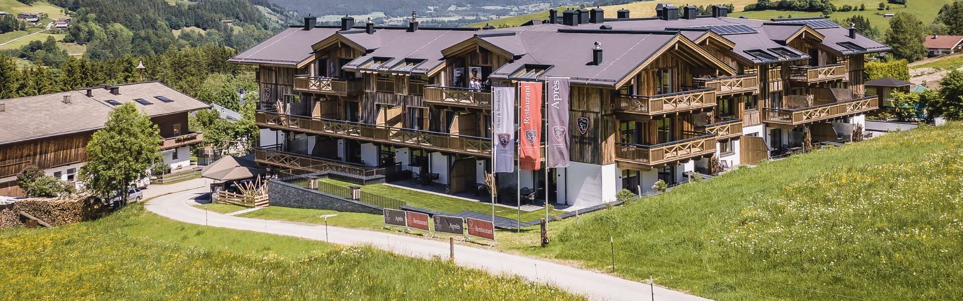 Stockinggut by AvenidA: Hotel &amp; Residences in Leogang im Sommer