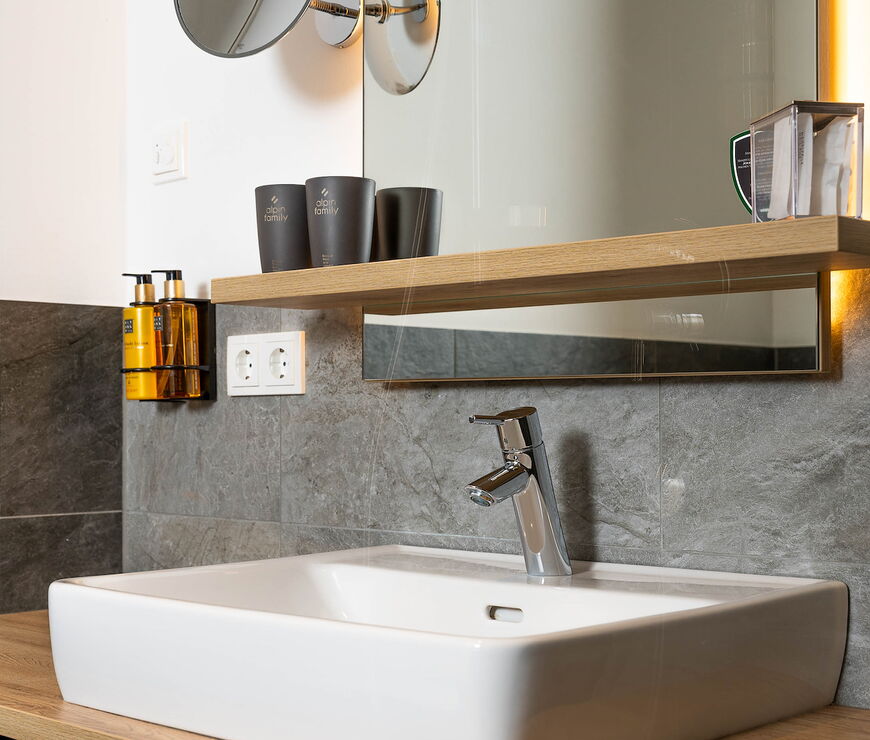 Stockinggut by AvenidA | Studio